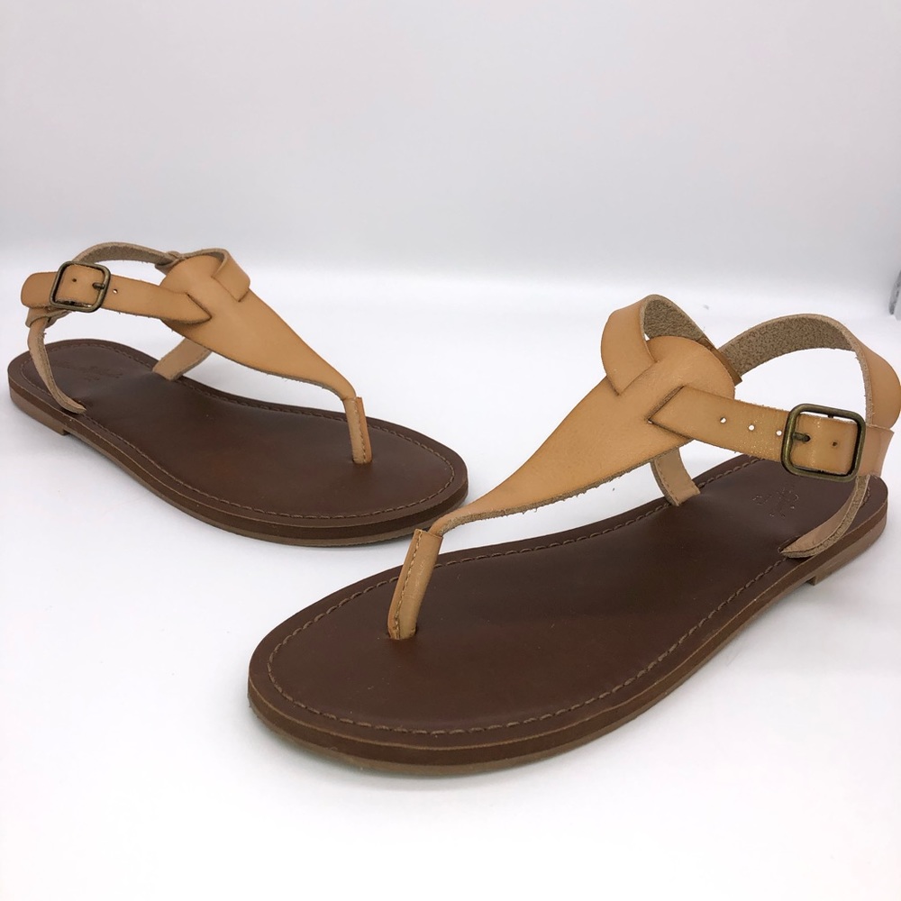 Universal Thread T-Strap Thong Sandals Tan